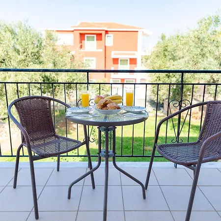 Vista Verde Studios & Apartments Svoronata Extérieur photo