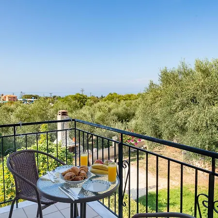 Vista Verde Studios & Apartments Svoronata Extérieur photo