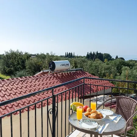Vista Verde Studios & Apartments Svoronata Extérieur photo