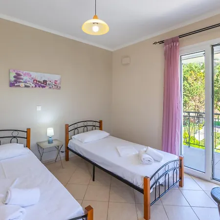 Vista Verde Studios & Apartments Svoronata Extérieur photo