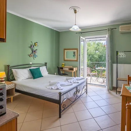 Vista Verde Studios & Apartments Svoronata Extérieur photo