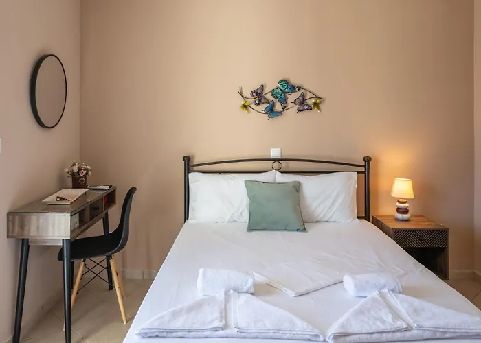 Vista Verde Studios & Apartments