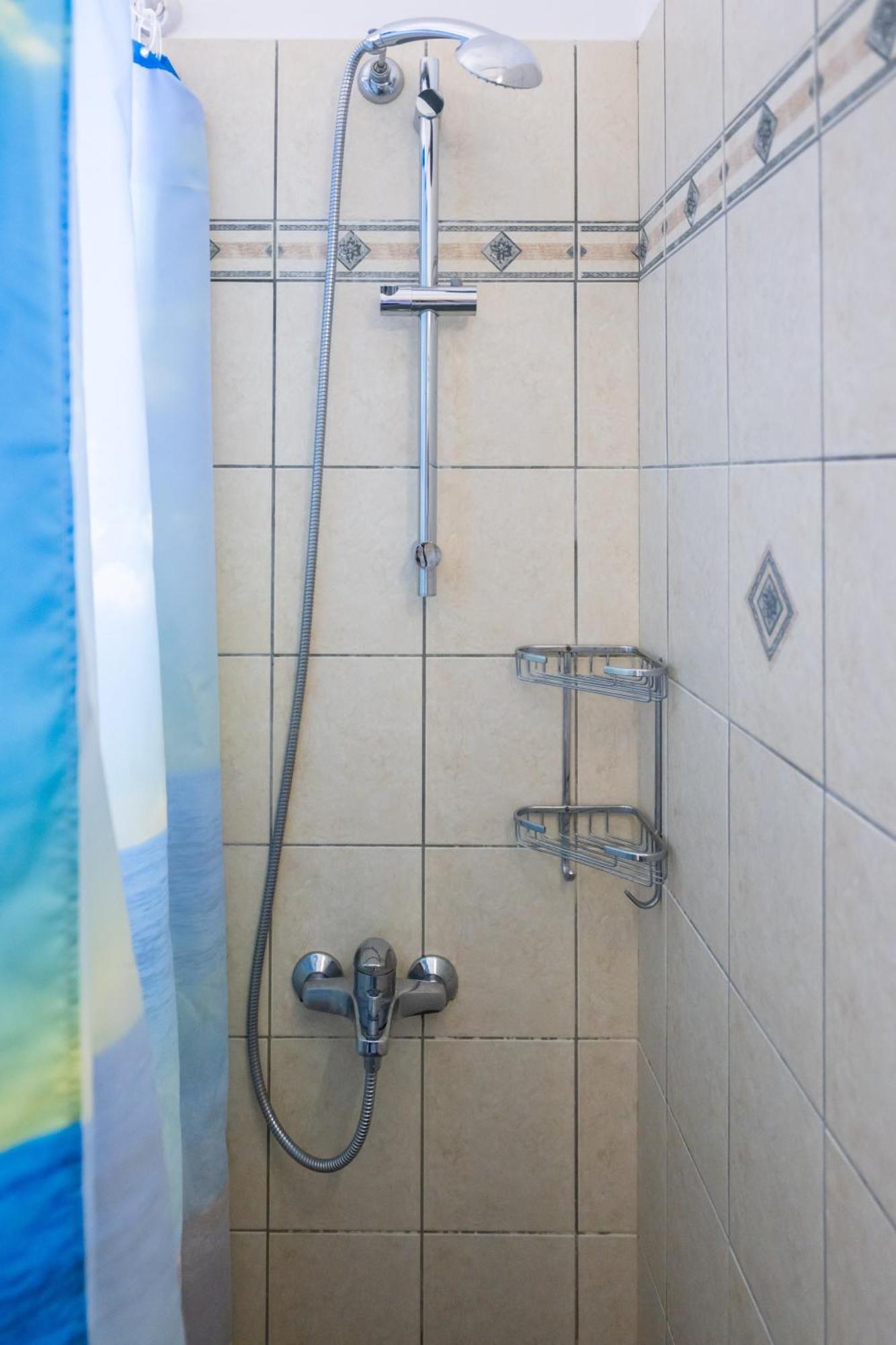 Apartament Vista & *